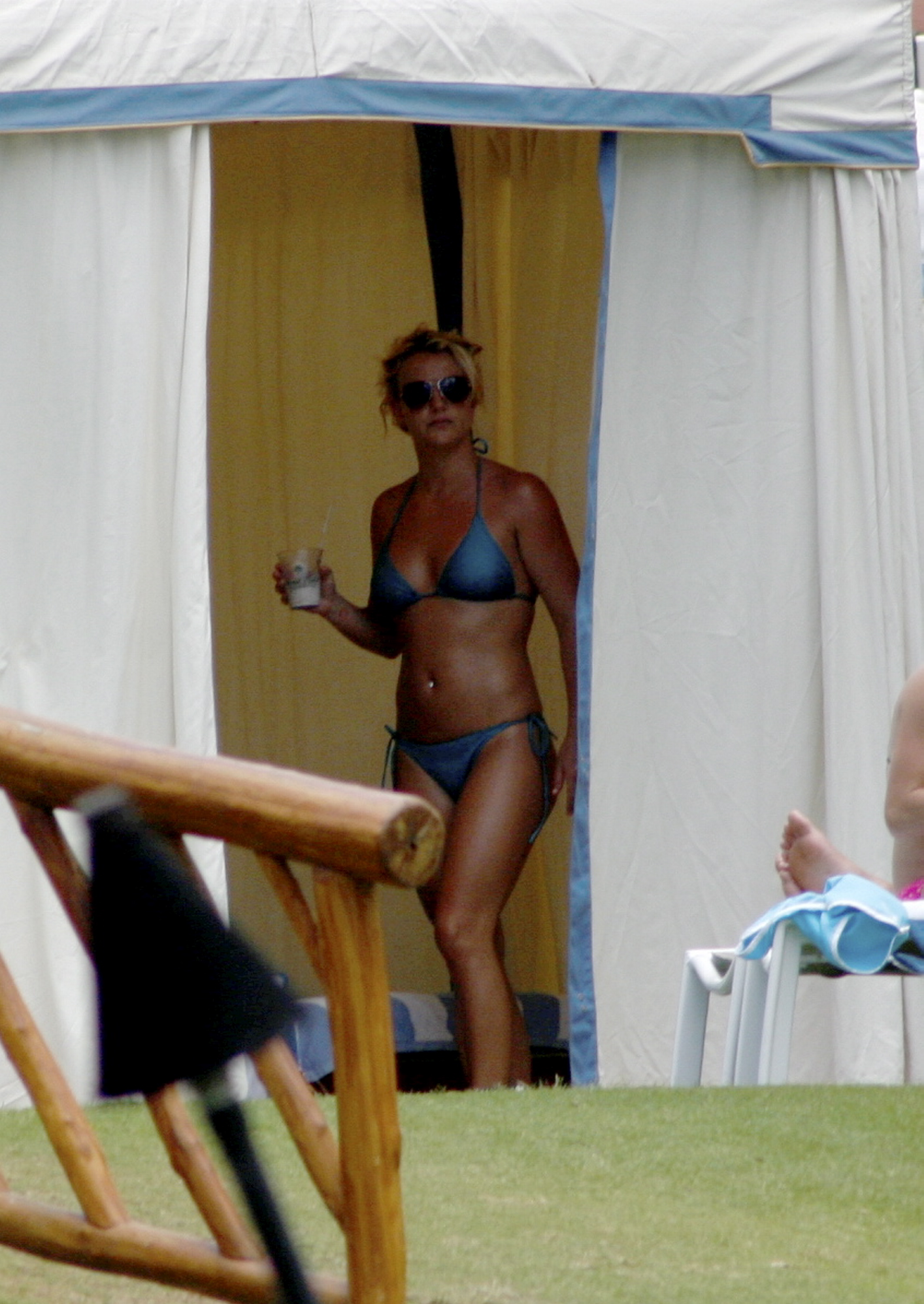 Maui britney online spears