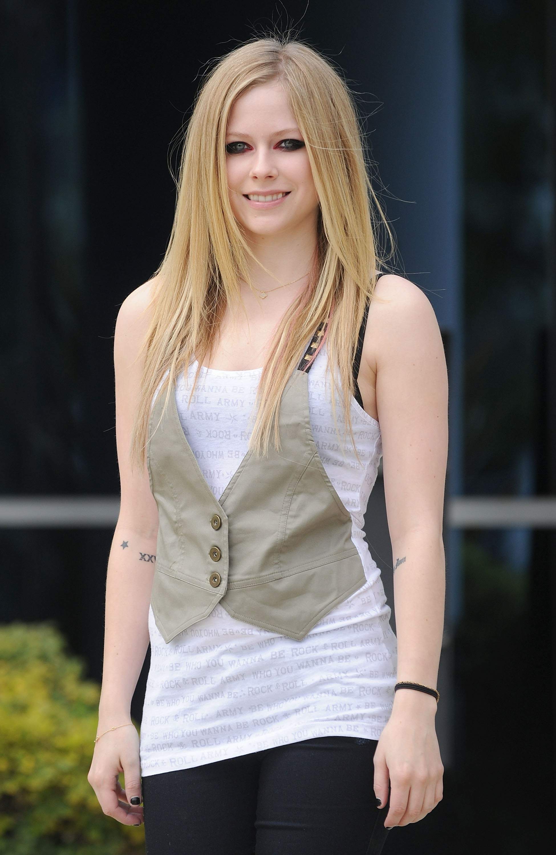 Avril Lavigne Out and About In Los Angeles 3
