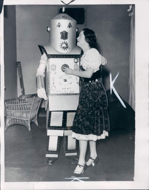 Vintage Robots 35